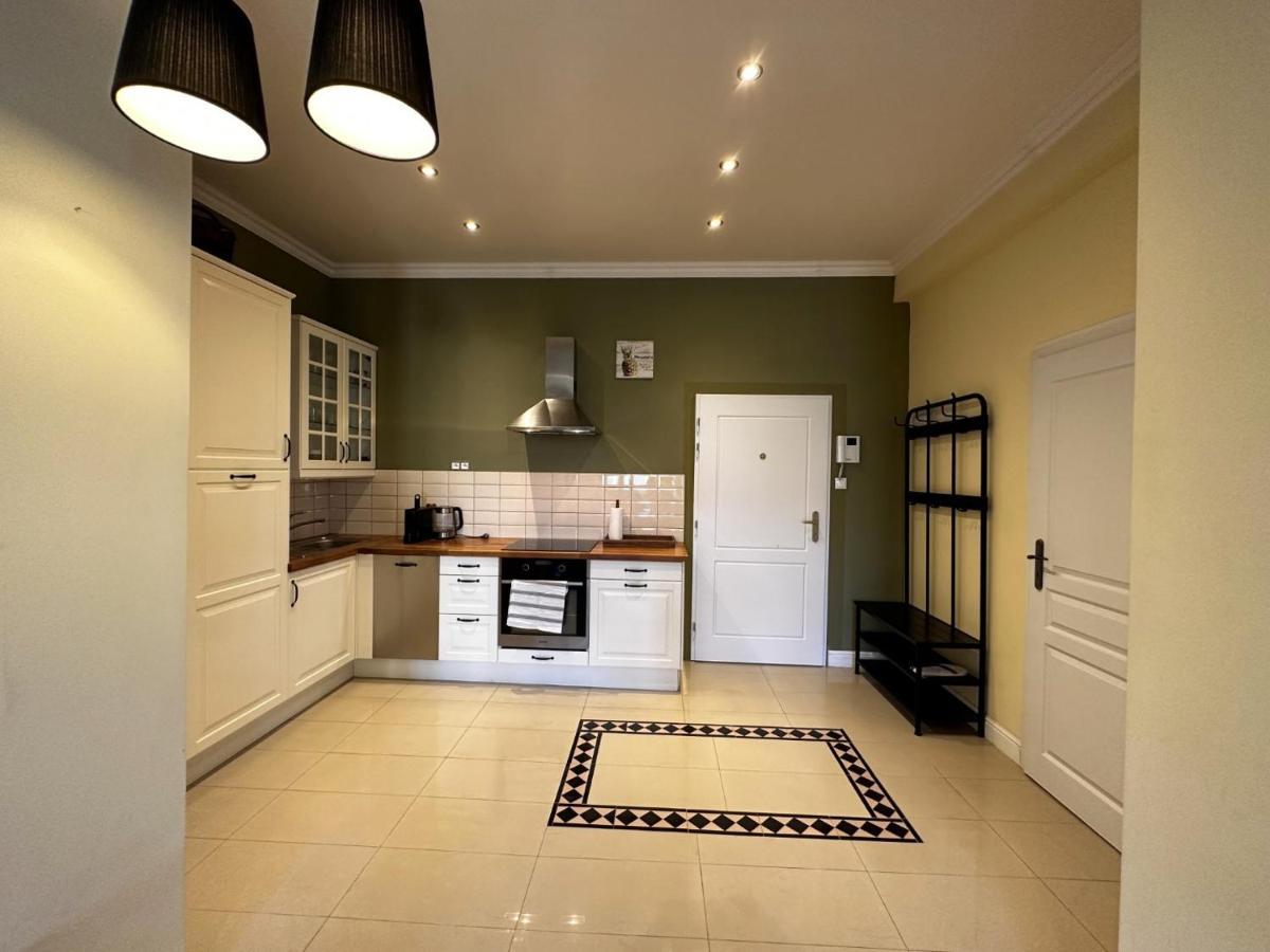 Gorkeho Apartment In City Centre 브라티슬라바 외부 사진