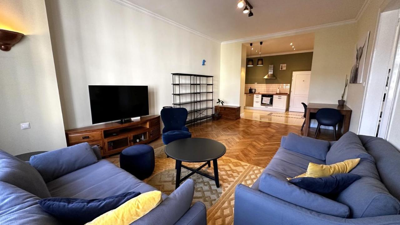 Gorkeho Apartment In City Centre 브라티슬라바 외부 사진