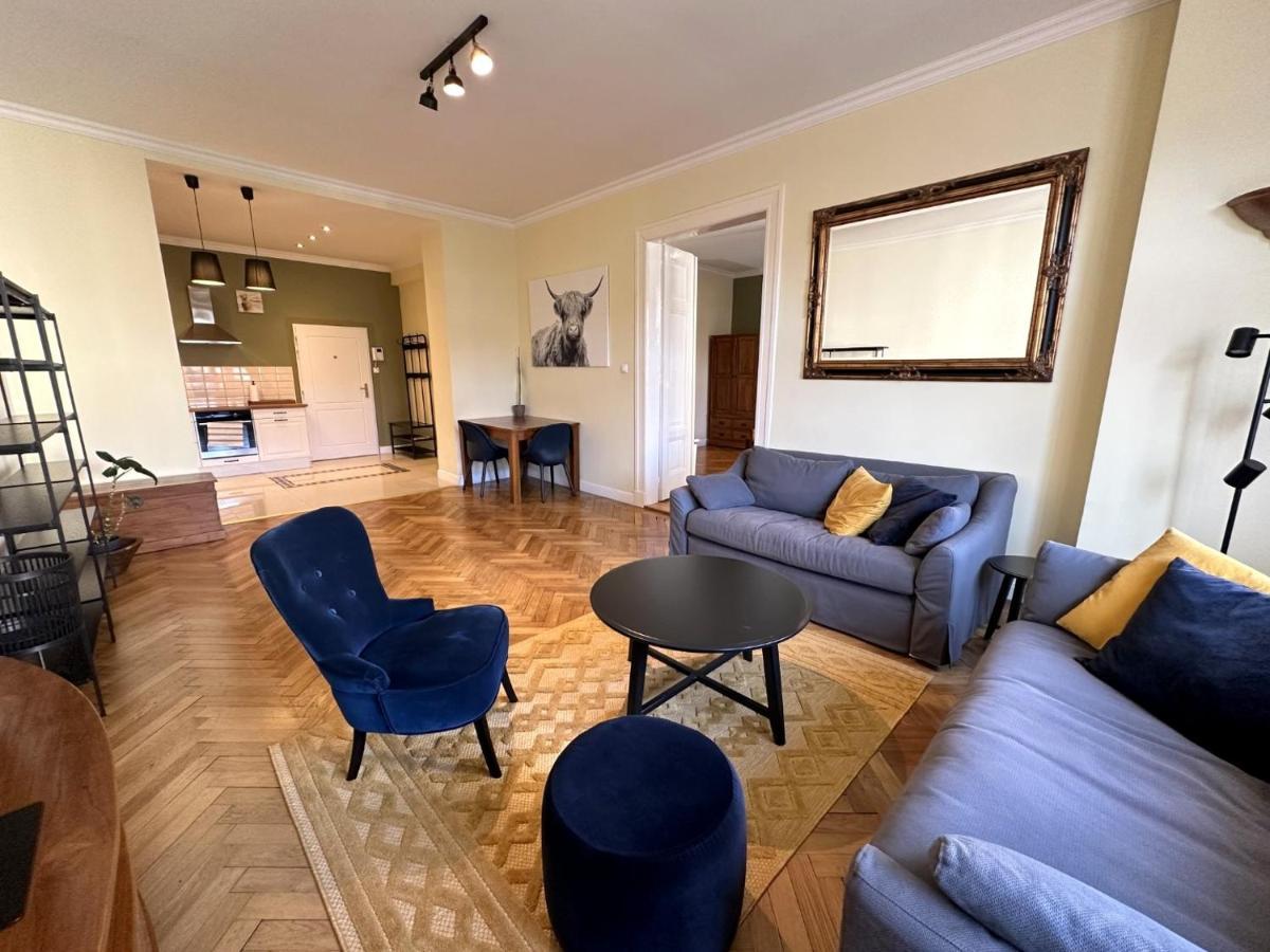 Gorkeho Apartment In City Centre 브라티슬라바 외부 사진