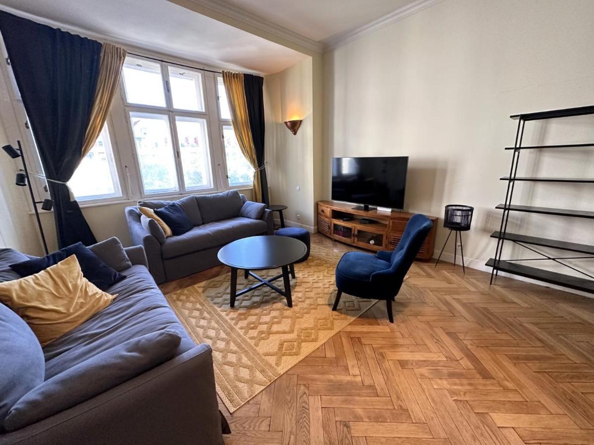 Gorkeho Apartment In City Centre 브라티슬라바 외부 사진